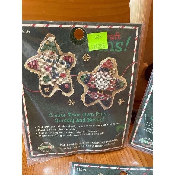 VTG 1995 Dimensions Holiday 2.5" Craft Pins Kit x3 - Picture 2 of 5